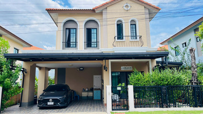 Single house The Ricco Residence Wongwaen-Chatuchot 50.6 sq m., 4 bedrooms, 3 bathrooms, 2 parking spaces, near Chatuchot Expressway 2 minutes.