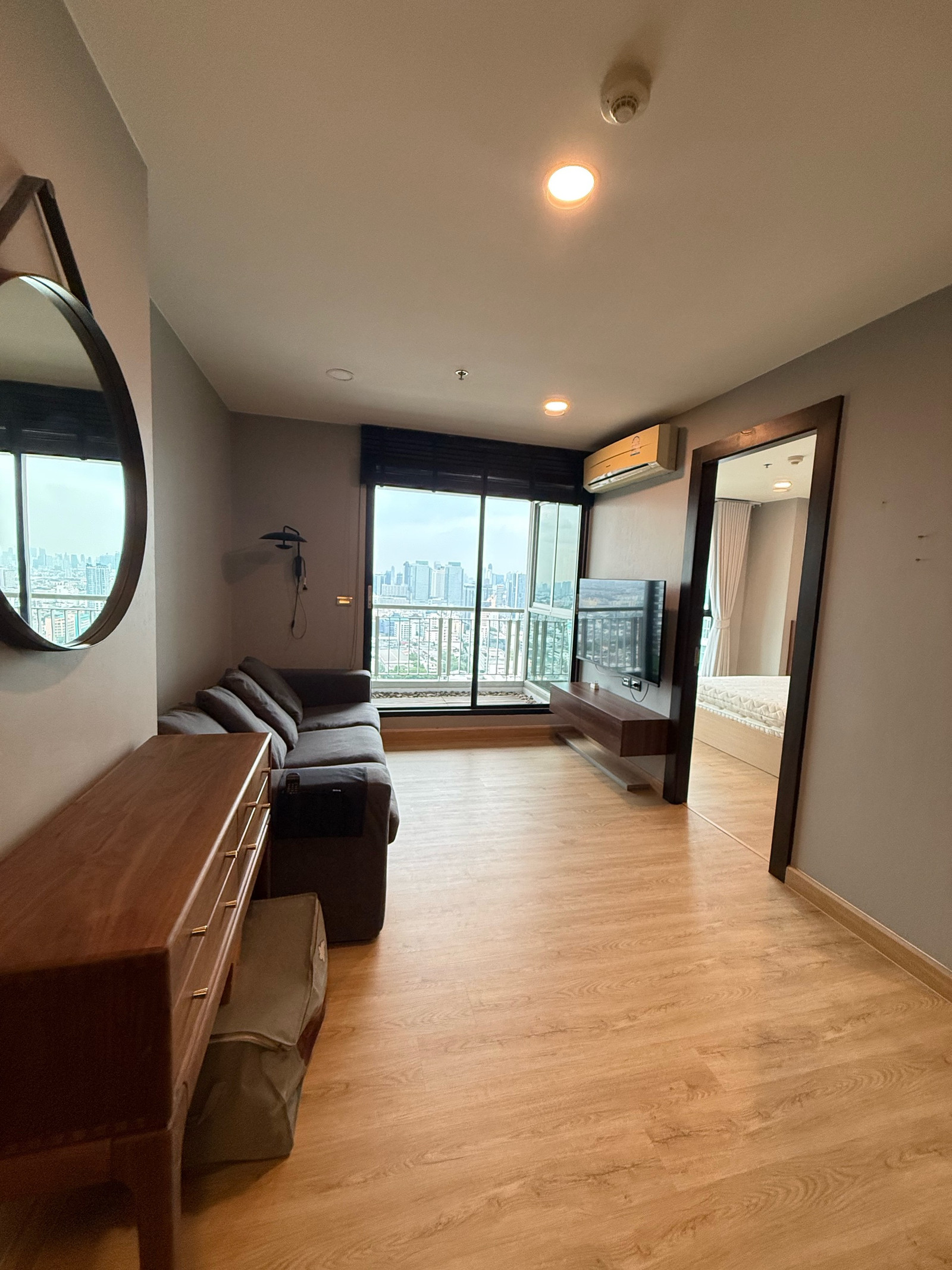 Rhythm Ratchada, next to MRT Ratchada, very convenient to travel, urgent!!!!!🔥🔥🔥 For rent🔥 18,000 baht For rent!! 🔥18,000 baht . ✅ Room size 46 sq m ✅ Room 1 bedroom, 1 bathroom ✅ Clearly separated rooms ✅ Complete electrical appliances, ready to move in  – รูปที่ 4