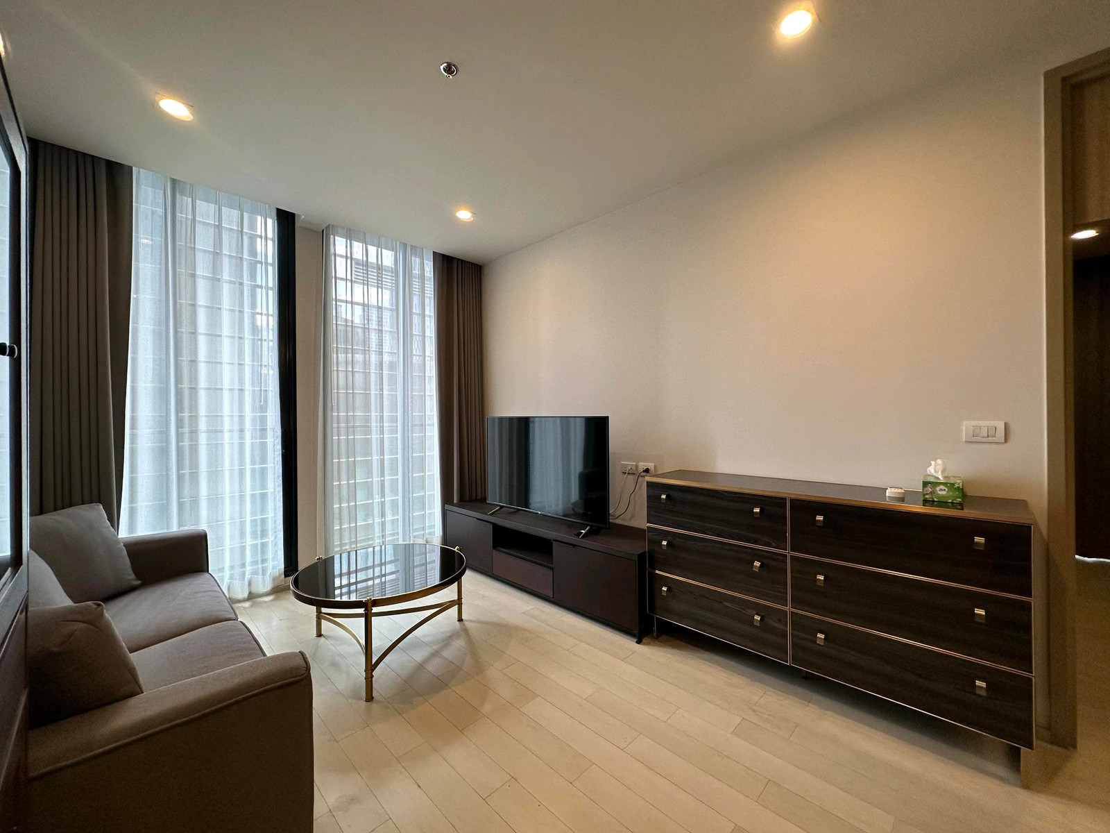 ✨️ให้เช่า✨️ 2 ห้องนอน  Noble Ploenchit ห้องพร้อมเข้าอยู่! – รูปที่ 2