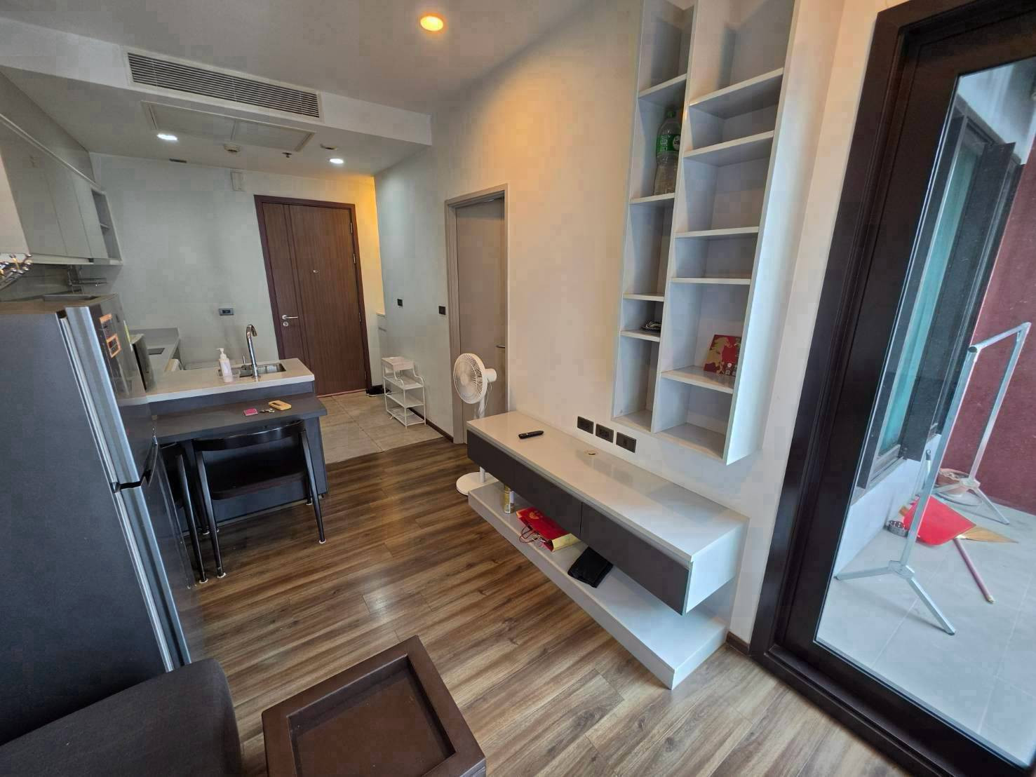 ให้เช่าคอนโด  วายน์ สุขุมวิท (WYNE SUKHUMVIT)  ชั้น 12+  พื้นที่ 31 Sqm  แบบห้อง 1BD  (1 นอน 1 น้ำ)   เฟอร์นิเจอร์ เครื่องใช้ไฟฟ้าครบ พร้อมอยู่ ชั้นสูง วิวสวย โล่ง ลมดี ใกล้ BTS พระโขนง 400 เมตร ค่าเช่า 16,000 บาท/เดือน – รูปที่ 4