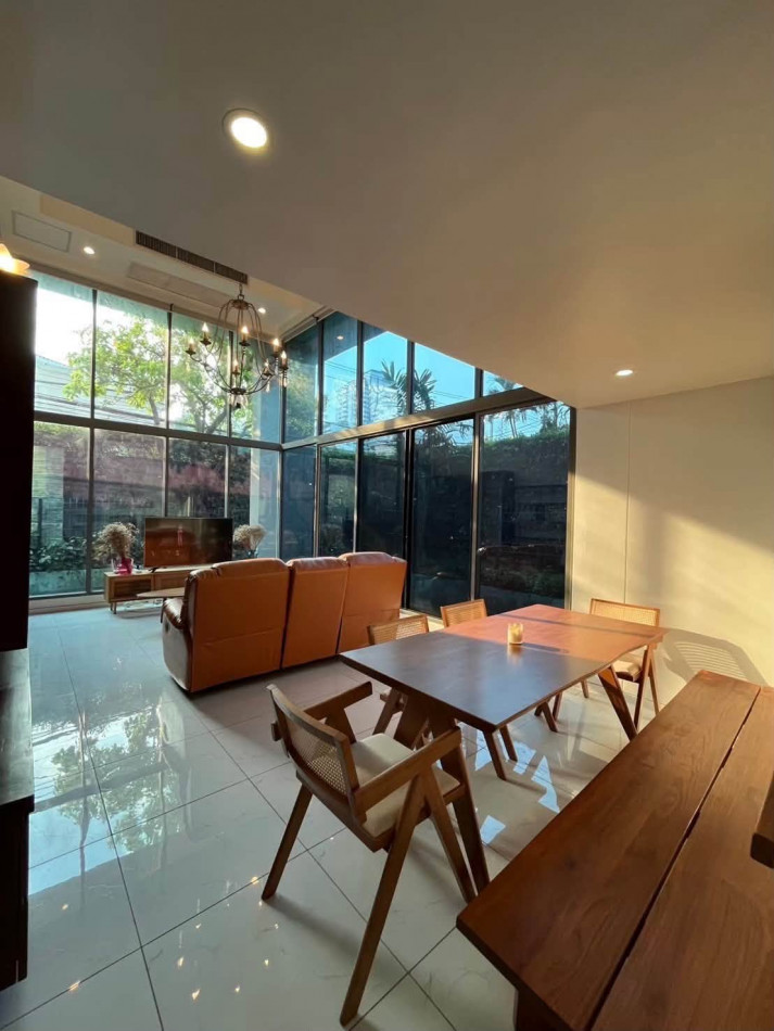 ให้เช่า คอนโด Siamese Thirty Nine 136 ตรม Duplex  วิวสวน เฟอร์นิเจอร์และเครื่องใช้ไฟฟ้าใหม่แกะกล่อง ใกล้ BTS พร้อมพงศ์ เพียงแค่ 1.2 กม – รูปที่ 3