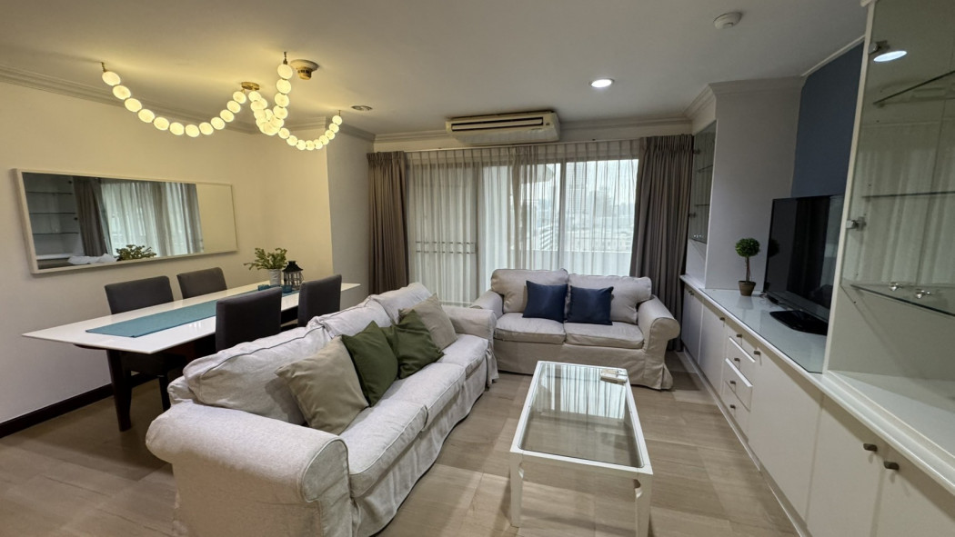 Condo for sale, Richmond Palace, 164 sq m. For sale-rent, luxury condo, Richmond Palace, Sukhumvit 43, wide area, 3 bedrooms, near BTS Phrom Phong.
