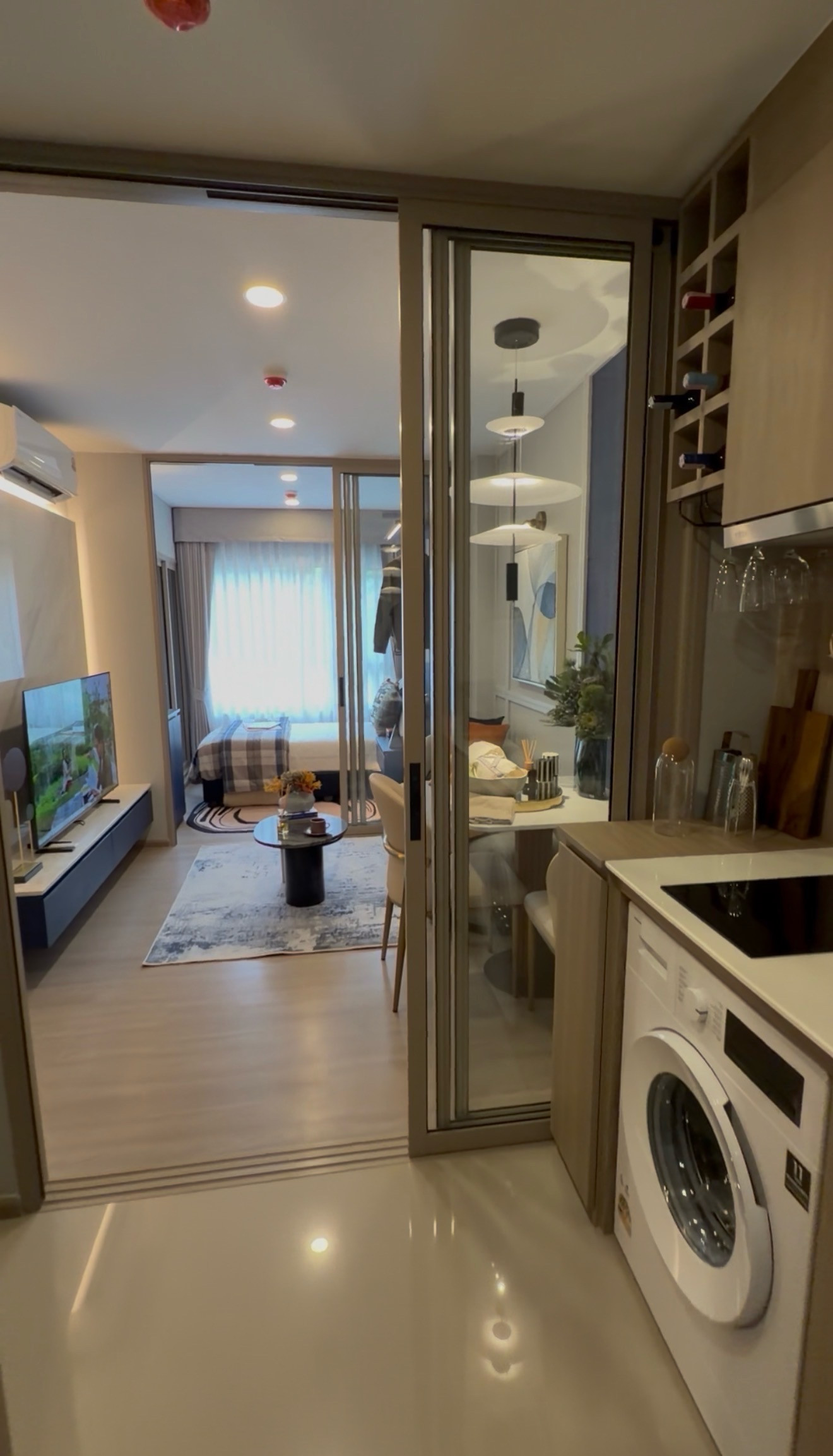 2 Bedrooms 1 Bathroom | 35 Sq.m. | Foreign Quota Available 2 Bedrooms 1 Bathroom | 35 Sq.m. | Foreign Quota Available
