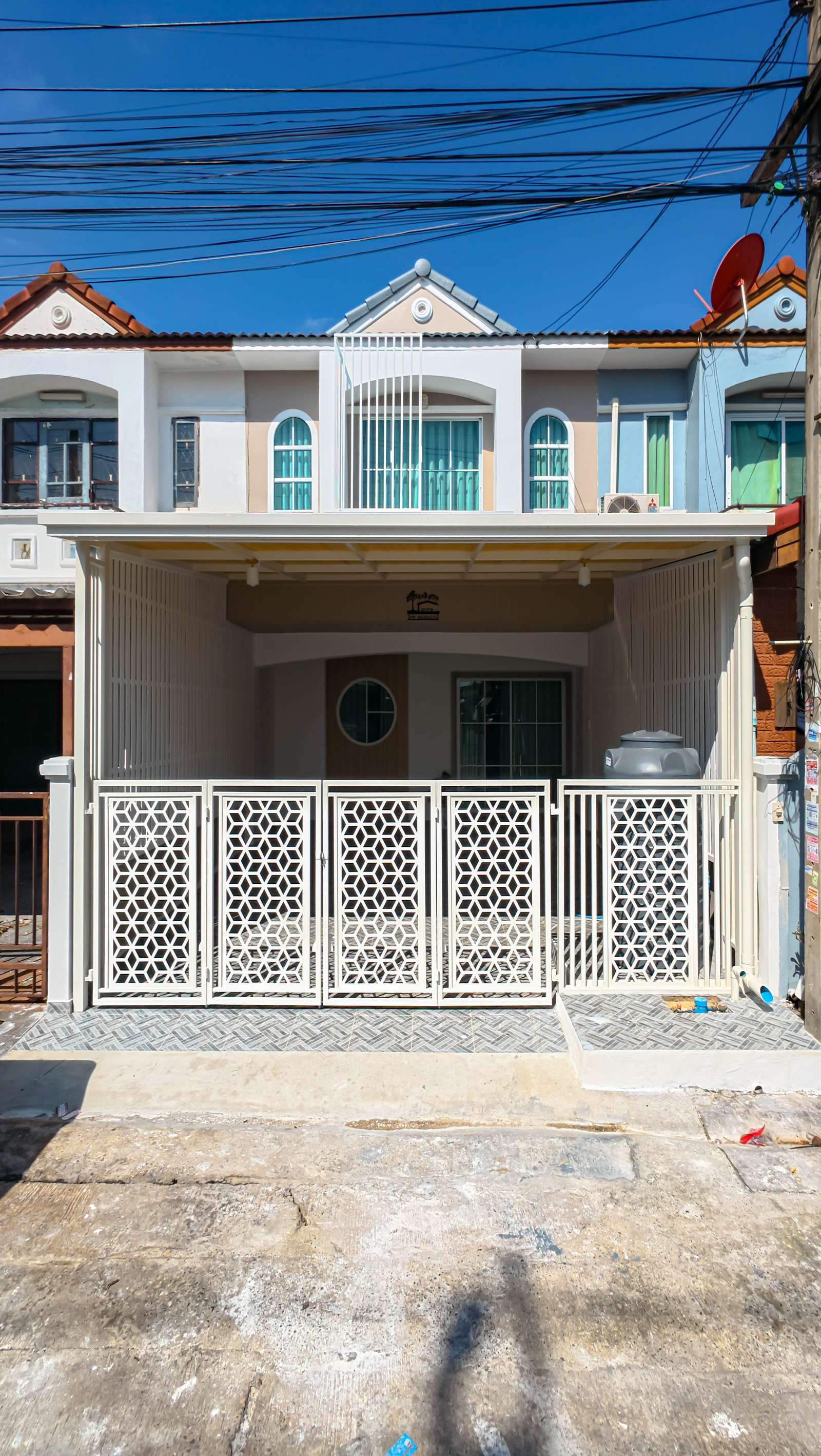 2-story townhouse for sale, KC Village, Ramintra 3, Hathairat 39, 3 bedrooms, area 22.2 sq m, complete functions.