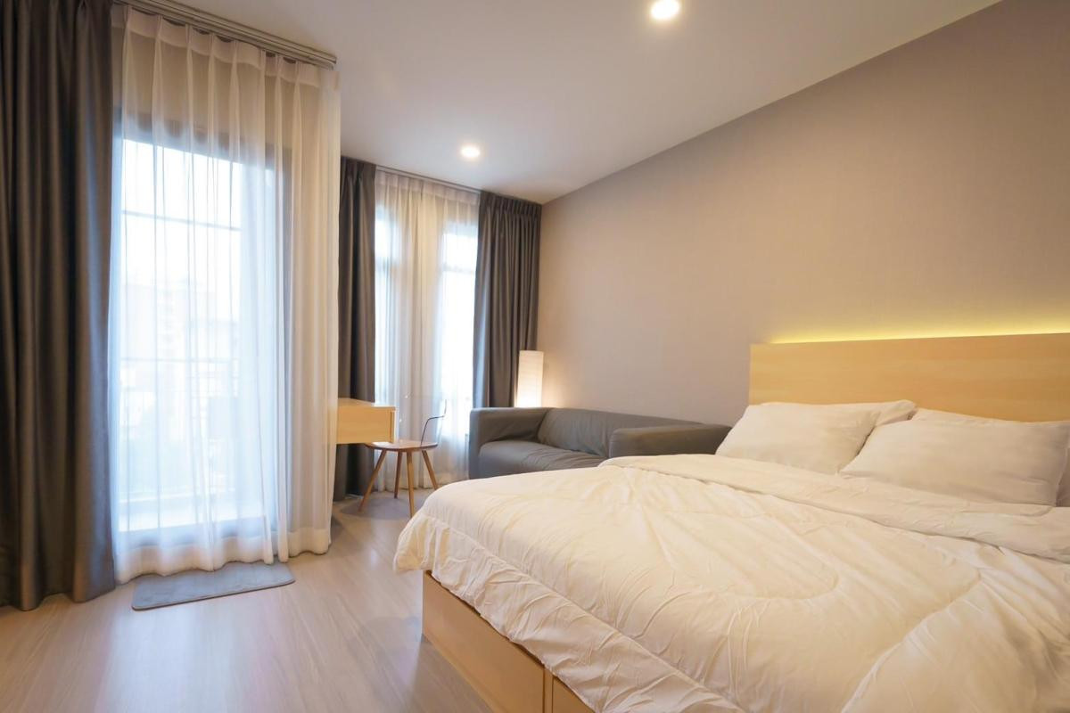 Unit Available at Aspire Asoke-Ratchada Multiple units available—prices negotiable! Unit Available at Aspire Asoke-Ratchada Multiple units available—prices negotiable!