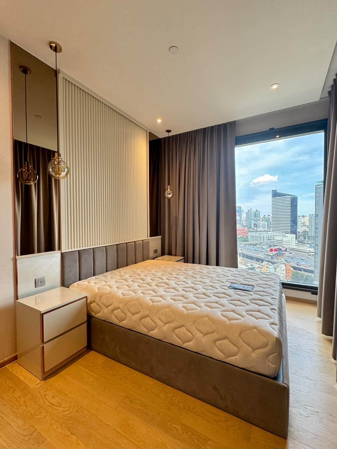 For rent ASHTON ASOKE–RAMA 9, Alpha Building, 24th floor.