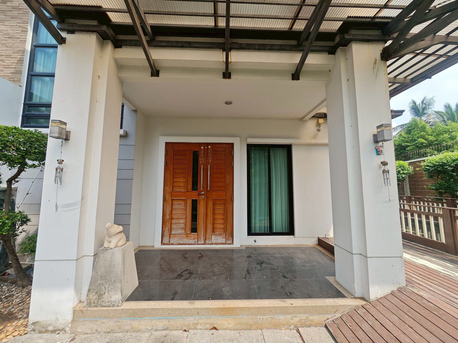 Grand Bangkok Boulevard Ratchaphruek-Rattanathibet Village, large house Grand Bangkok Boulevard Ratchaphruek-Rattanathibet Village, large house