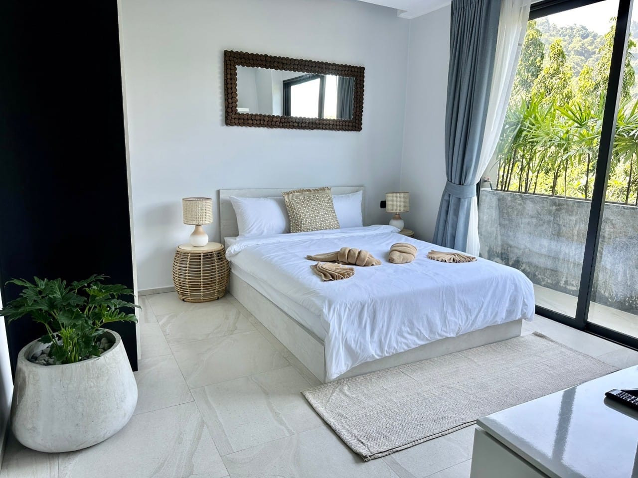 🏡 Hillside Private Pool Villa | Modern Loft Style in Peaceful Chalong Area, Phuket 🌿✨ 📍 Prime Location | Quiet Surroundings | Walking Distance to the Dam – รูปที่ 4