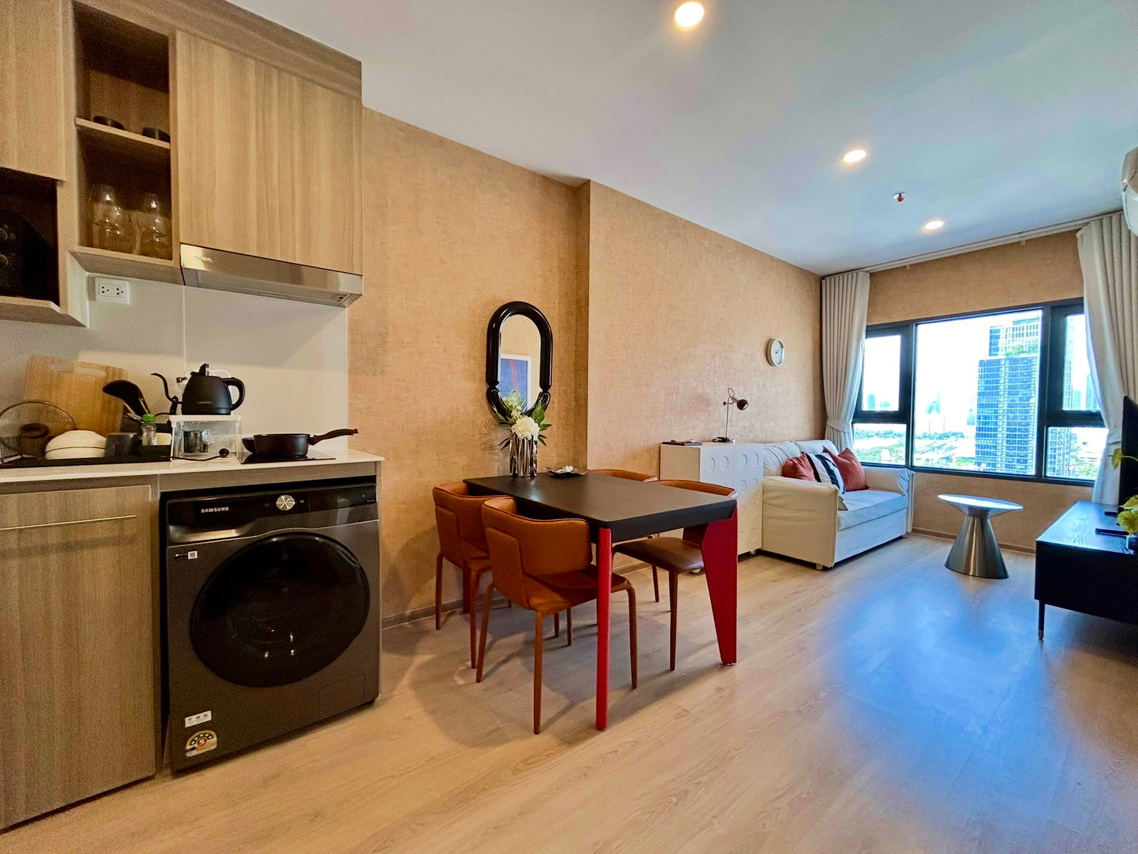 Promotion 25,000/ month For Rent Life Rama 4 ( Close to MRT Queen Sirikit National Convention Center) Promotion 25,000/ month For Rent Life Rama 4 ( Close to MRT Queen Sirikit National Convention Center)
