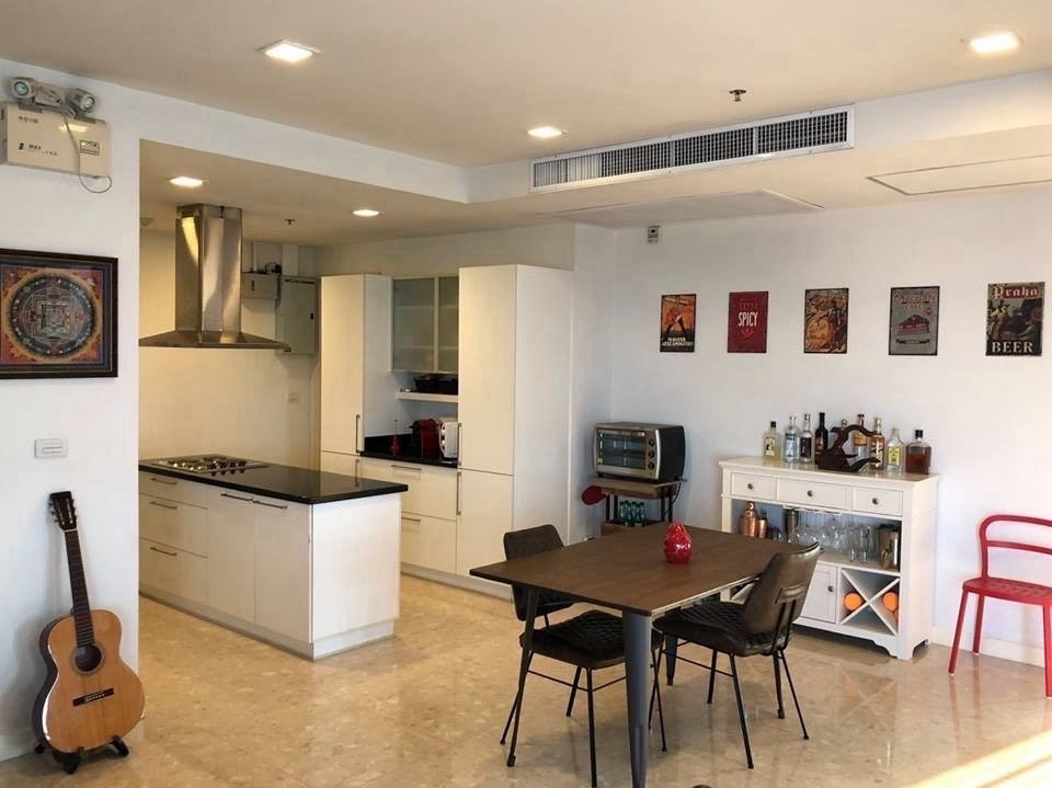 Nusasiri grand Condo 3 bedroom 3 bathrooms 172.42 sqm for rent only ready to Move 85,000 please contact 0816878954