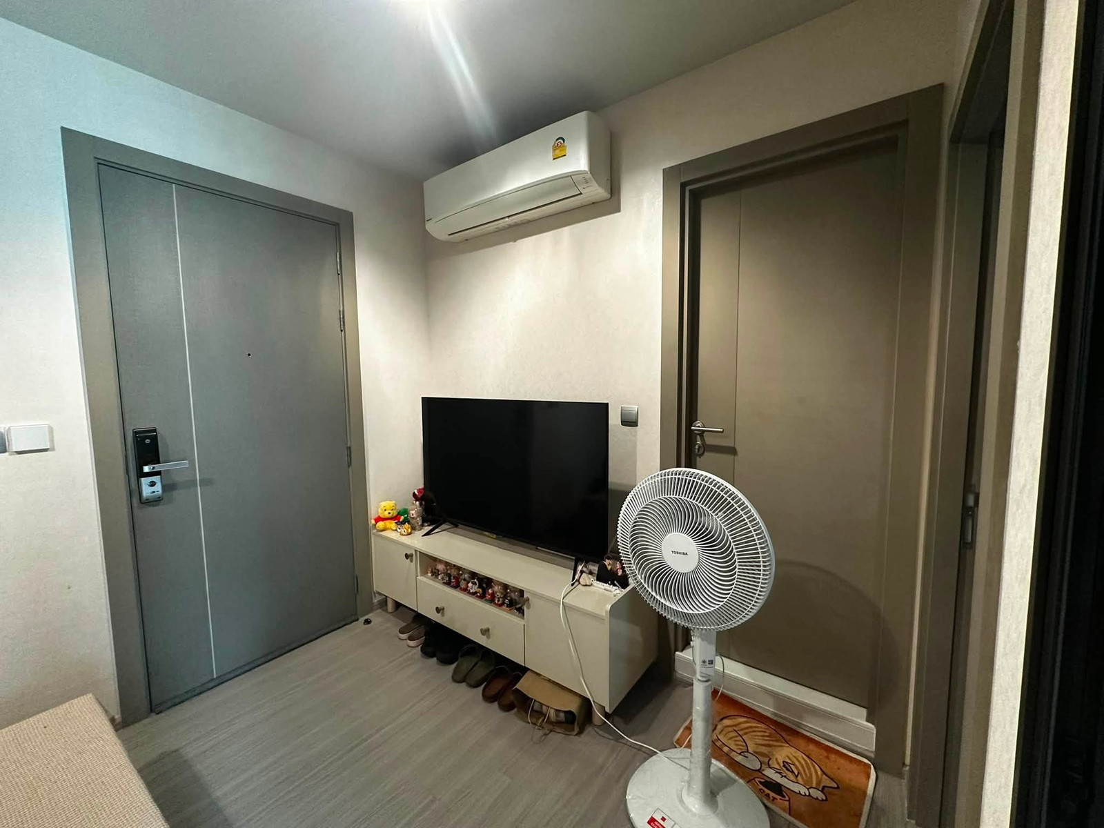 🔥 ขายด่วน! LIFE ASOKE – RAMA 9 🔥 ชั้น 33 | 1 Bedroom | 32 ตร.ม. | แต่งครบ พร้อมอยู่ (IQI-C011) 🔥 ขายด่วน! LIFE ASOKE – RAMA 9 🔥 ชั้น 33 | 1 Bedroom | 32 ตร.ม. | แต่งครบ พร้อมอยู่ (IQI-C011)
