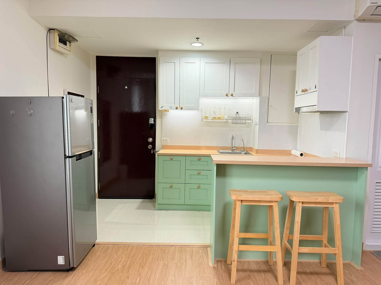 🏙️ Condo for rent, The Zest Lat Phrao 7 ✨ Big room, high floor, good location, next to the main road, near MRT.