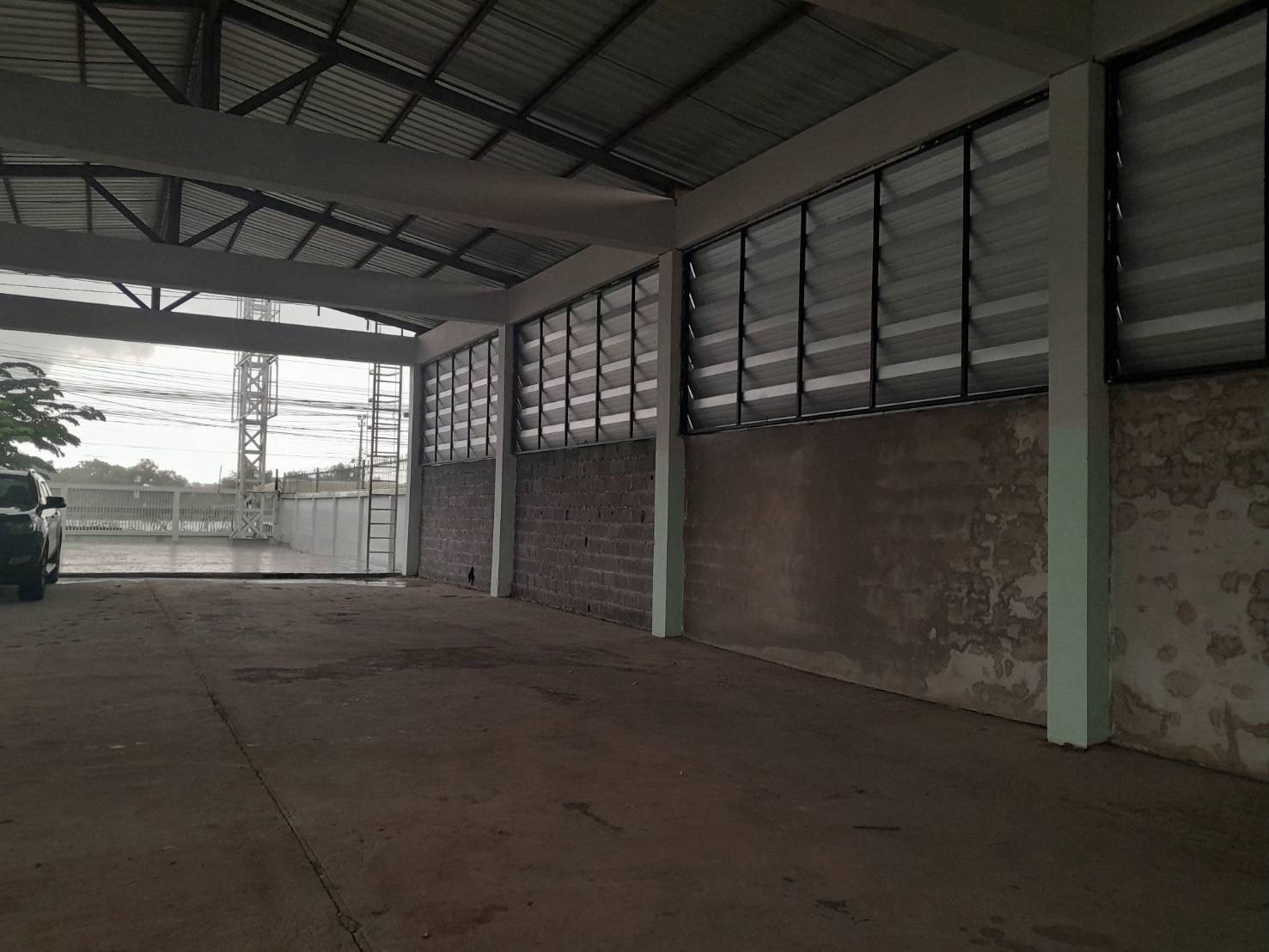 Land for rent, already filled in, 100 sq m., next to the main road Suwinthawong, Lam Phak Chi, Nong Chok, with an open warehouse of 220 sq m., good location, suitable for stocking products/product holding point. – รูปที่ 3