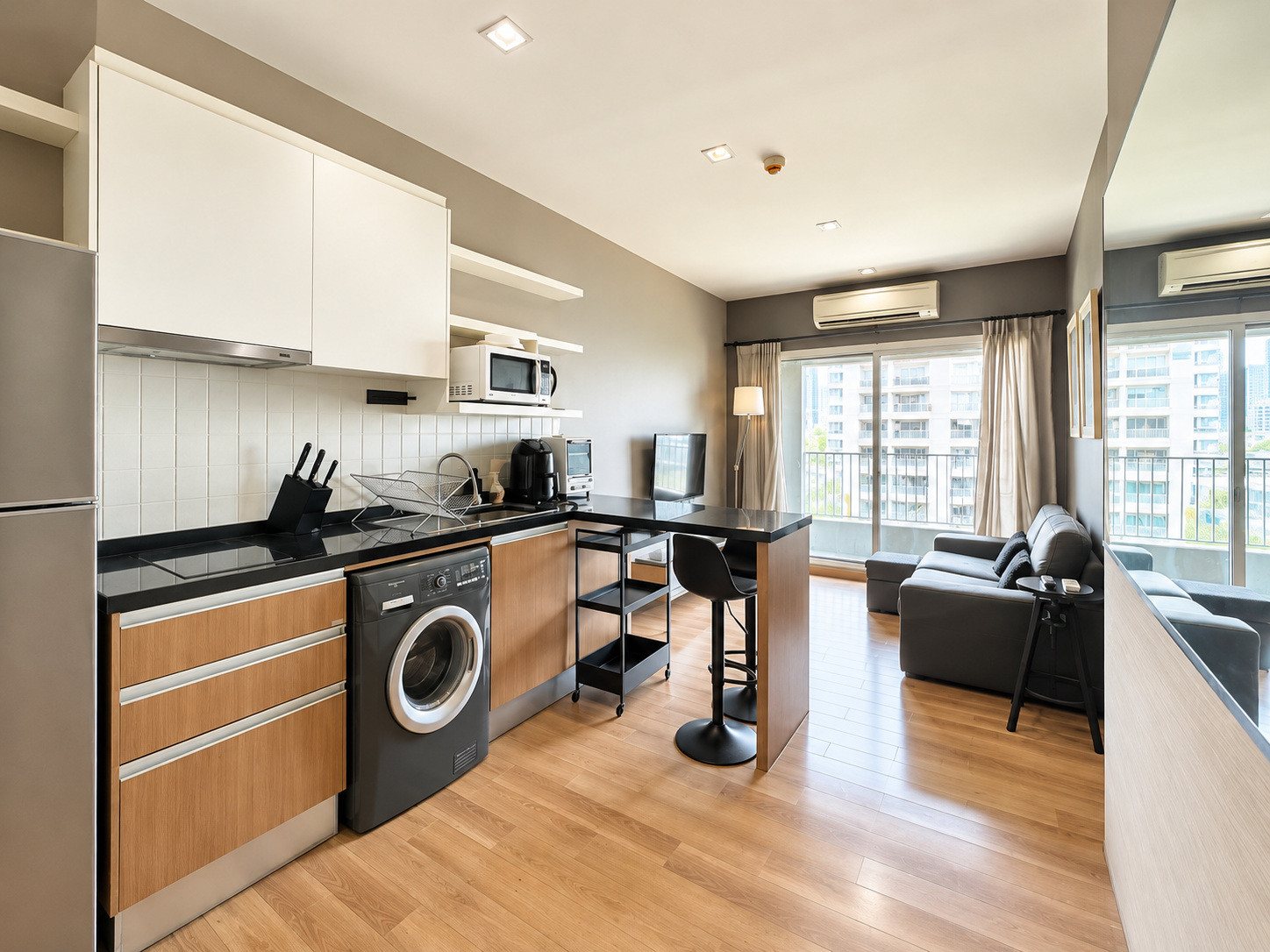 ปล่อยเช่า / ขาย คอนโด เดอะ ซี๊ด มูซี่ Condo for Rent / Sale – The Seed Musee – รูปที่ 2