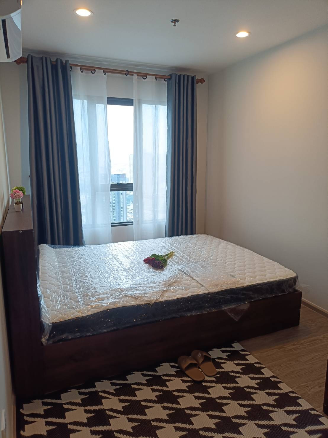 Rent Regent Home Wutthakart ตึก B 11,000- ( รวม WIFI ,แอร์ 18,000 BTU )  – รูปที่ 2
