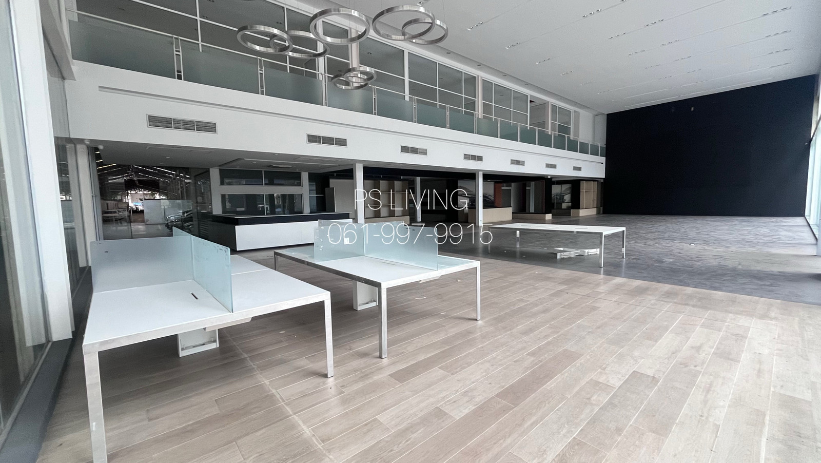 📌 ปล่อยเช่า :  Stand Alone Showroom , Office & Warehouse In ถนน เพชรบุรี - อโศก , เพดานสูง , 6000 ตรม , จอดได้ 20 - 40 คัน    📌 Rental : Stand Alone Showroom , Office & Warehouse In Petburi - Asoke Road , High Ceiling , 6000 sqm , 20-40 Parking Lo