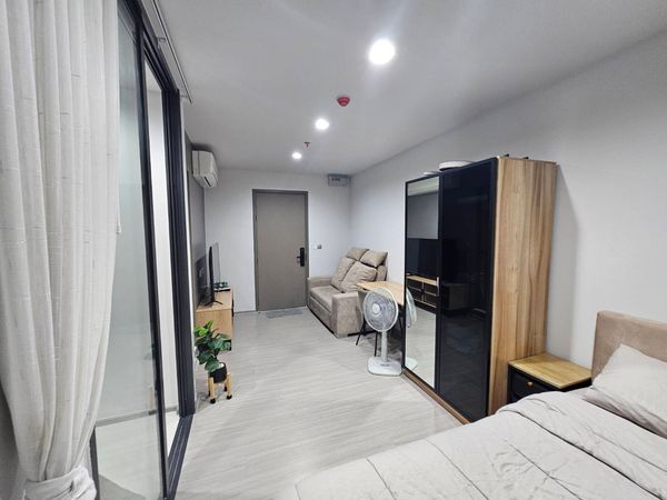 Hot Deal 1 bed for rent at Life asoke hype