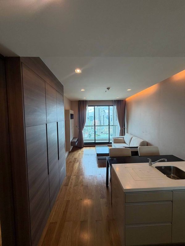 TWP994 For Rent |The Address Sathorn 1 Bedrooms
