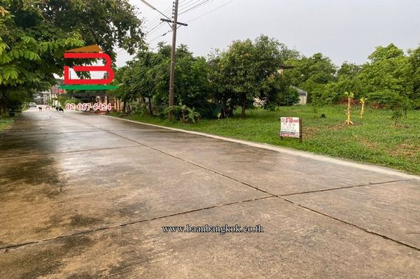 Vacant land, Muang Ake, Soi Aek Burapha 8, Intersection 3, area 100 sq m, good location, near Rangsit University, Phahon Yothin Road, Lak Hok Subdistrict, Mueang Pathum Thani District, Pathum Thani.
