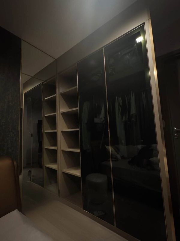 ปล่อยเช่า Life Asoke Hype | ชั้น 16 | 35 ตร.ม. ห้องขนาด 35 ตร.ม. ชั้น 16 (1 Bedroom Plus) ติดวอลเปเปอร์ทั้งห้อง