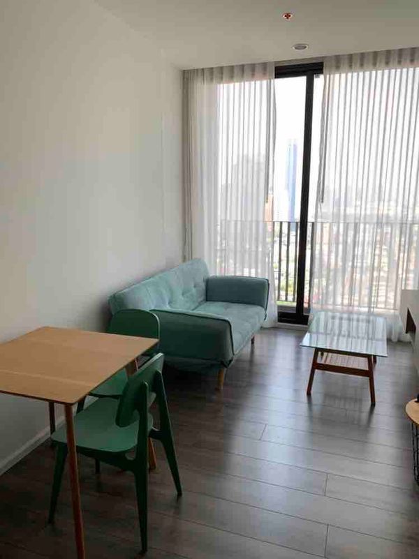 Unit Available at Whizdom Essence Sukhumvit–Multiple units available—prices negotiable! 