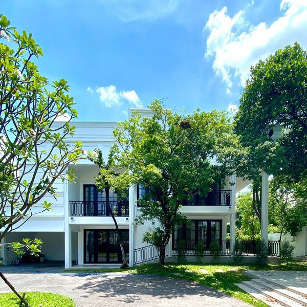 🏡 Pet-Friendly Boutique House | Panya Pattanakarn Village 🌿🐶