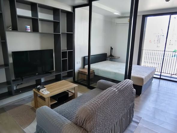 ✨ 1 Bedroom ชั้น 8 เฟอร์นิเจอร์คุณภาพสูง ทำเลร่วมฤดี | Maestro 02 Ruamrudee