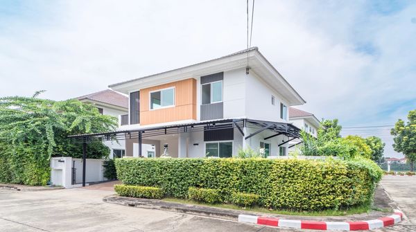 บ้านหลังมุม รีโนเวทใหม่ เพอร์เฟคพาร์ค สุวรรณภูมิ เฟส 4 ร่มเกล้า สวยสุดในโครงการ