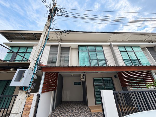 🏡 ทาวน์โฮม 3 ห้องนอน ราคา 2.32 ล้านบาท ทำเลสายไหม