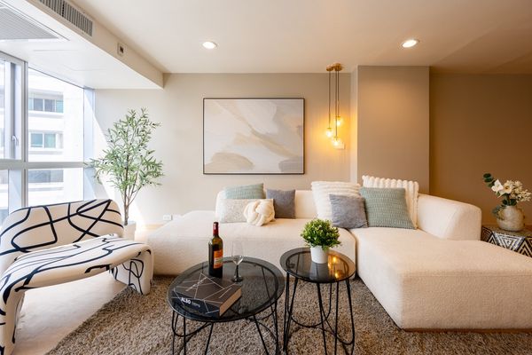 Newly Renovated Spacious 2 Bedroom Condo for Sale at The Waterford Diamond Sukhumvit near BTS Phrom Phong 