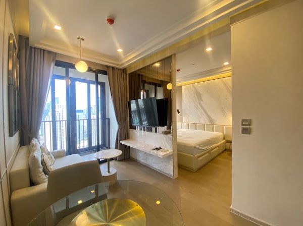 ready to move in Ashton Asoke 1 Bedroom 34 sqm. high floor For Rent 26,900 THB / month