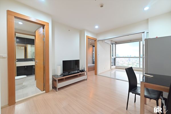 RHYTHM Ratchada-Huaikhwang for rent 1 Bed 1 Bath 46sqm. Only 21,000 THB !!🔥🔥 Call 065-821-5651 By AG.Pond