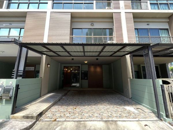 Townhome for rent, Lumpini Town Residence Bangna-Srinakarin, near Central Bangna, only 3 minutes.