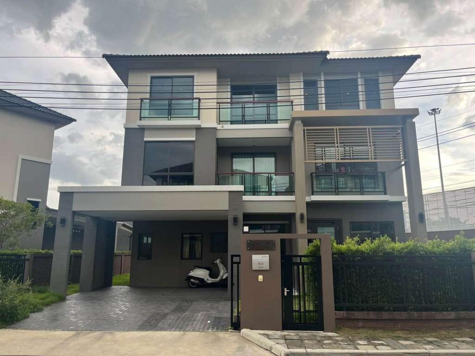 Passorn Wongwaen - Ramintra / 4 Bedrooms (FOR SALE) TAN919
