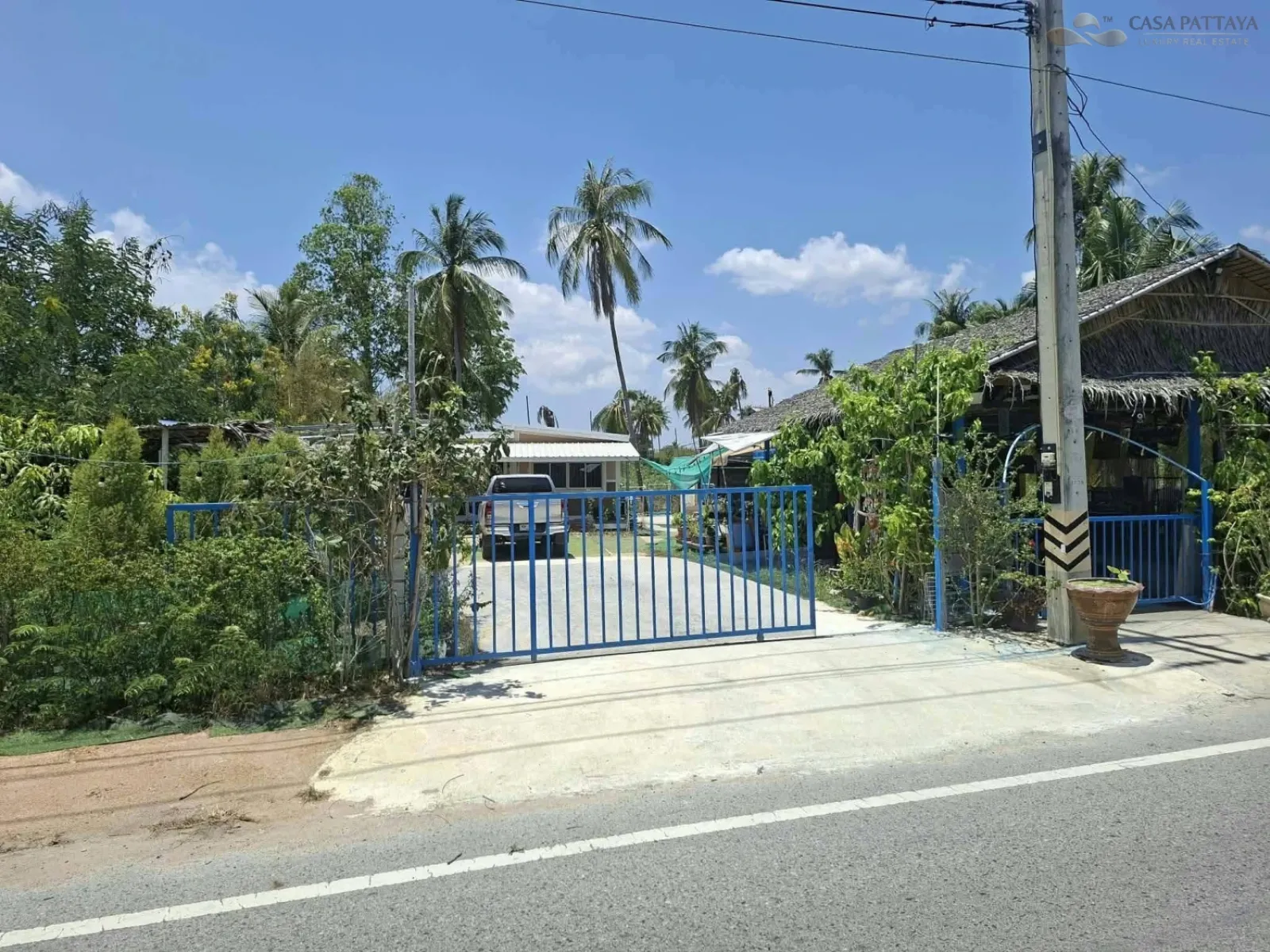 Urgent Below-Market Sale! Large Land Plot with Free Prefab House