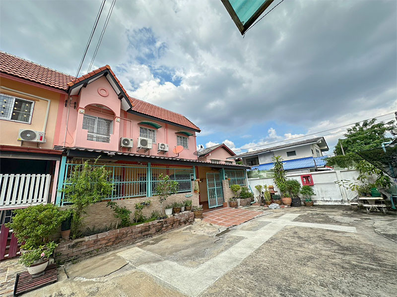Corner townhouse, 2 Arun Thong Village 2, Phetkasem 69, adjacent houses, in excellent condition, ready to move in immediately! – รูปที่ 2