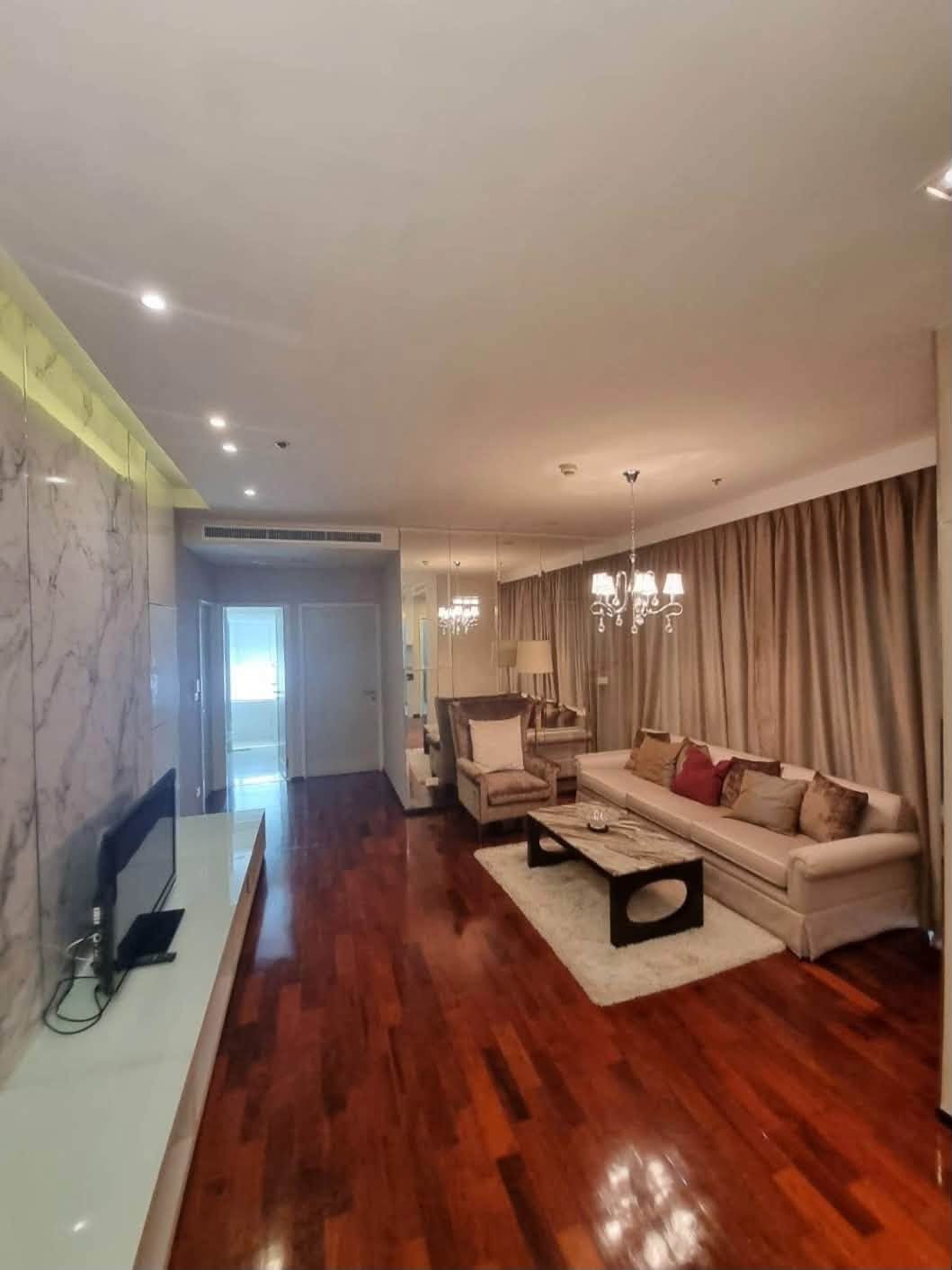 🟢 ให้เช่าคอนโดมิเนียม High-Rise หรู โนเบิล ออรา ทองหล่อ (Noble Ora Thonglor) เฟอร์นิเจอร์และเครื่องใช้ไฟฟ้าครบครัน