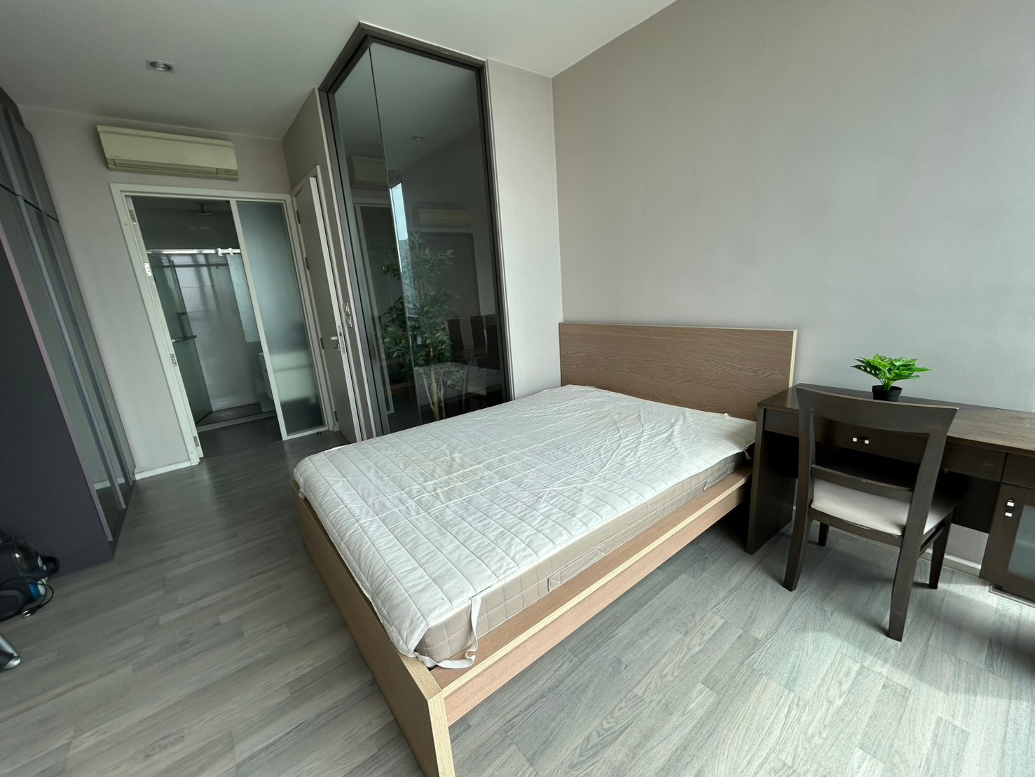 For Sell!! The Room Sukhumvit 69 For Sell!! The Room Sukhumvit 69