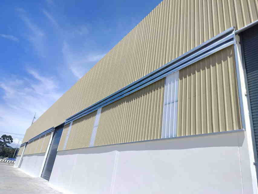 ให้เช่าโกดัง คลังสินค้าสร้างใหม่ ทำเล 2,570 ตร.ม. โป่ง พัทยา #F291