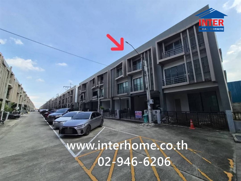 ขายทาวน์โฮม 3 ชั้น 21.3 ตร.ว. หมู่บ้านเวร่าบิสเน็ท ร่มเกล้า-สุวรรณภูมิ ระว่างซอยร่มเกล้า28 - ซอยร่มเกล้า30 ถนนร่มเกล้า เขตลาดกระบัง กรุงเทพมหานคร 