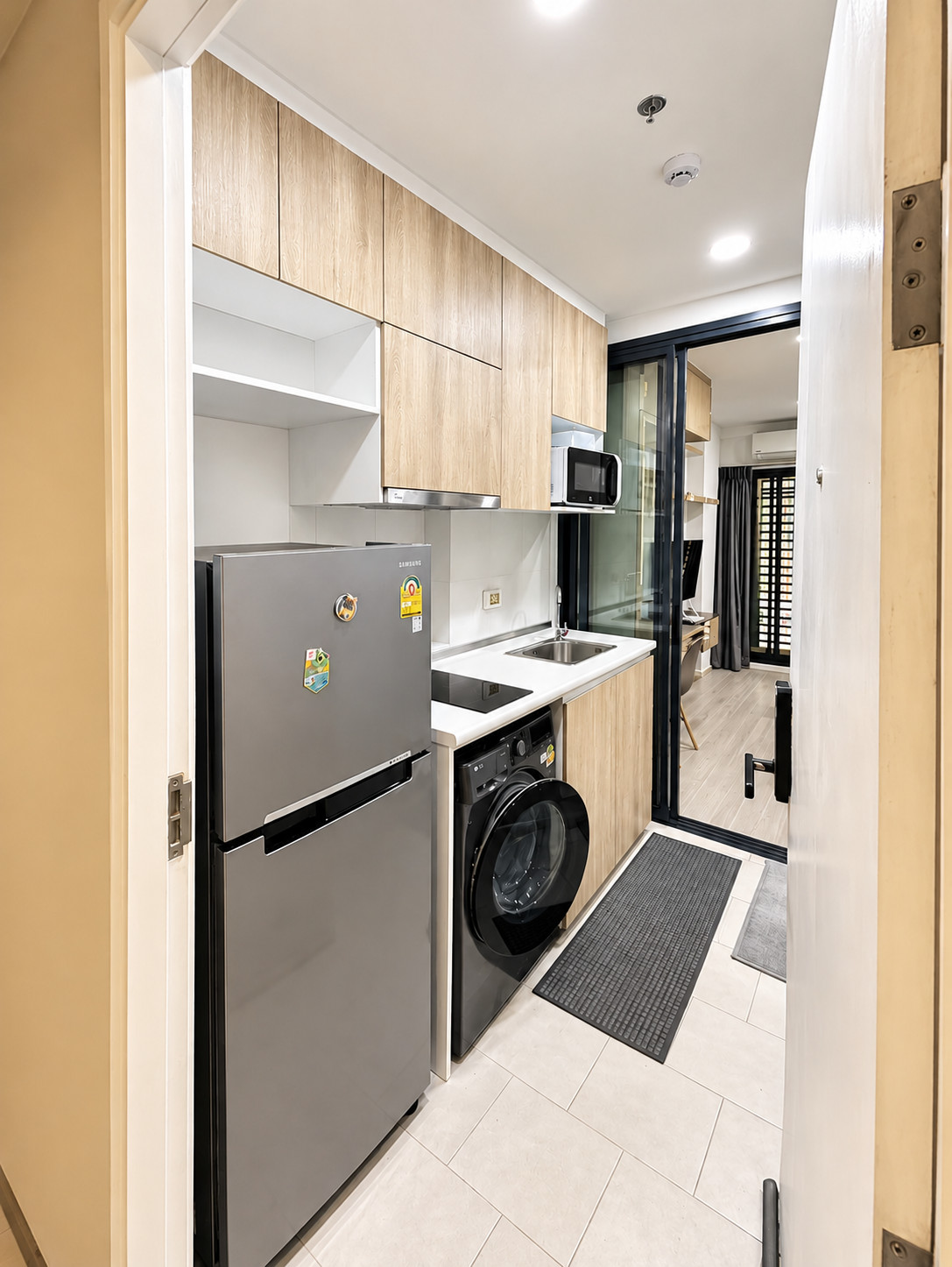 City-View Denim Jatujak Studio Near BTS | Tenanted, 6.64% ROI, View Today! - U6837330 – รูปที่ 4