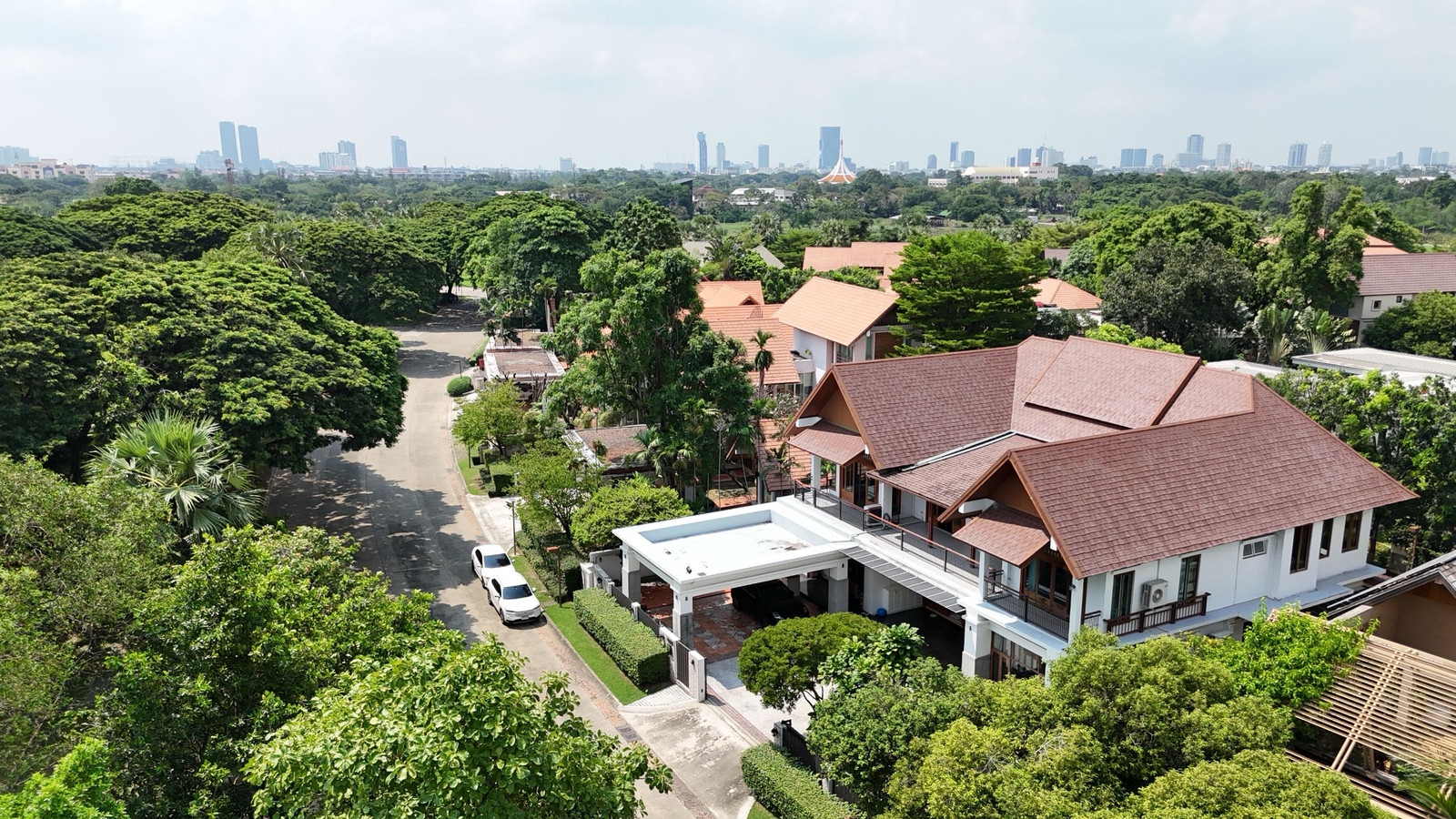 ขายบ้านเดี่ยว 2 ชั้น ติดสวนหลวง ร.9 หมู่บ้านพร้อมพันธ์ พาร์ค (ไม้ล้อมเรือน) พร้อมเข้าอยู่ ขายบ้านเดี่ยว 2 ชั้น ติดสวนหลวง ร.9 หมู่บ้านพร้อมพันธ์ พาร์ค (ไม้ล้อมเรือน) พร้อมเข้าอยู่