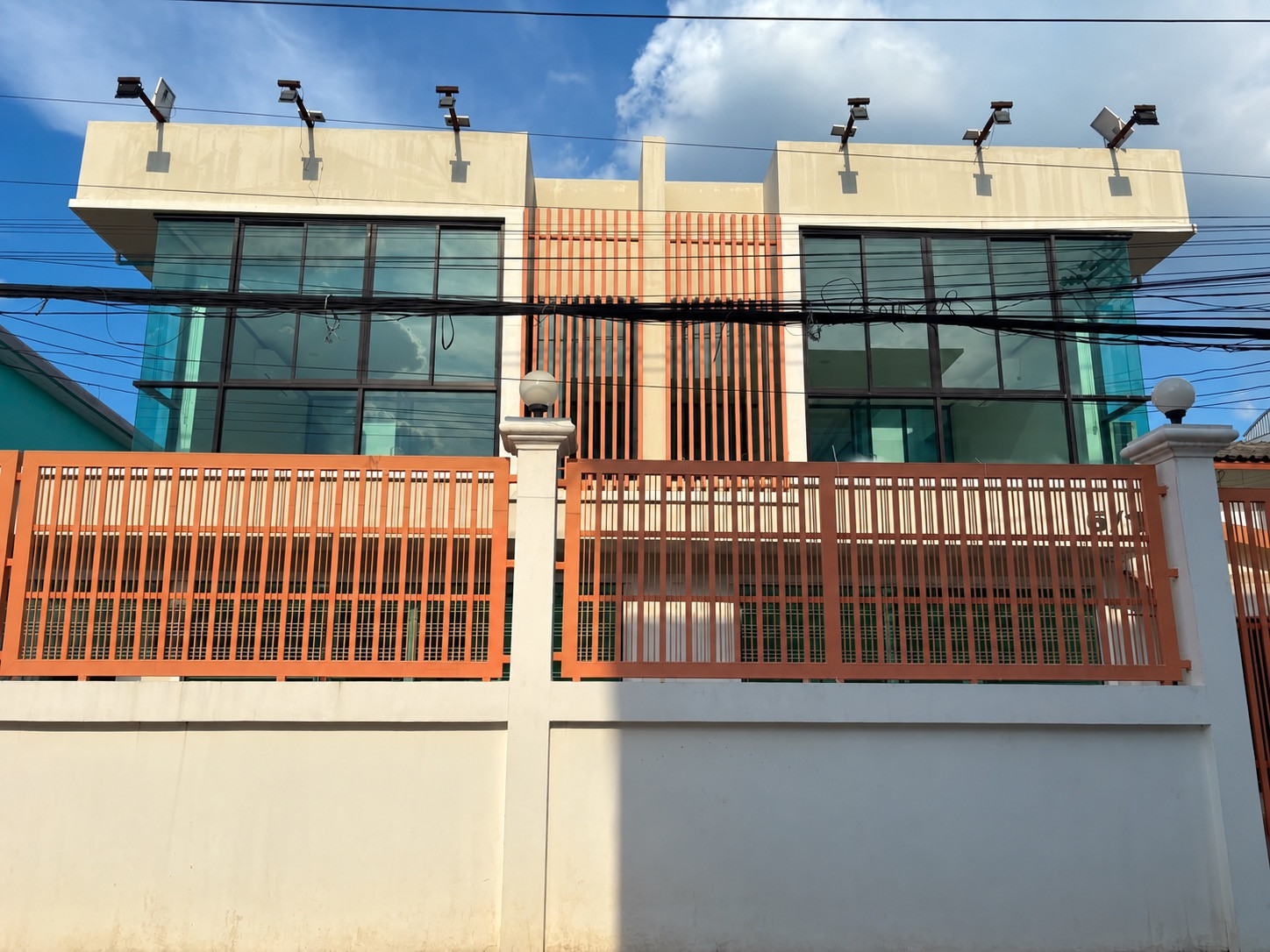 🏢Home office อาคารลาดพร้าว101 อาคาร2ชั้น 800ตร.ม.เนื้อที่ 103 ตร.วา เหมาะสำหรับ สำนักงานใหญ่ / บริษัท / ออฟฟิศ / คลินิก / โชว์รูม / ธุรกิจออนไลน์ / สตูดิโอ ✨