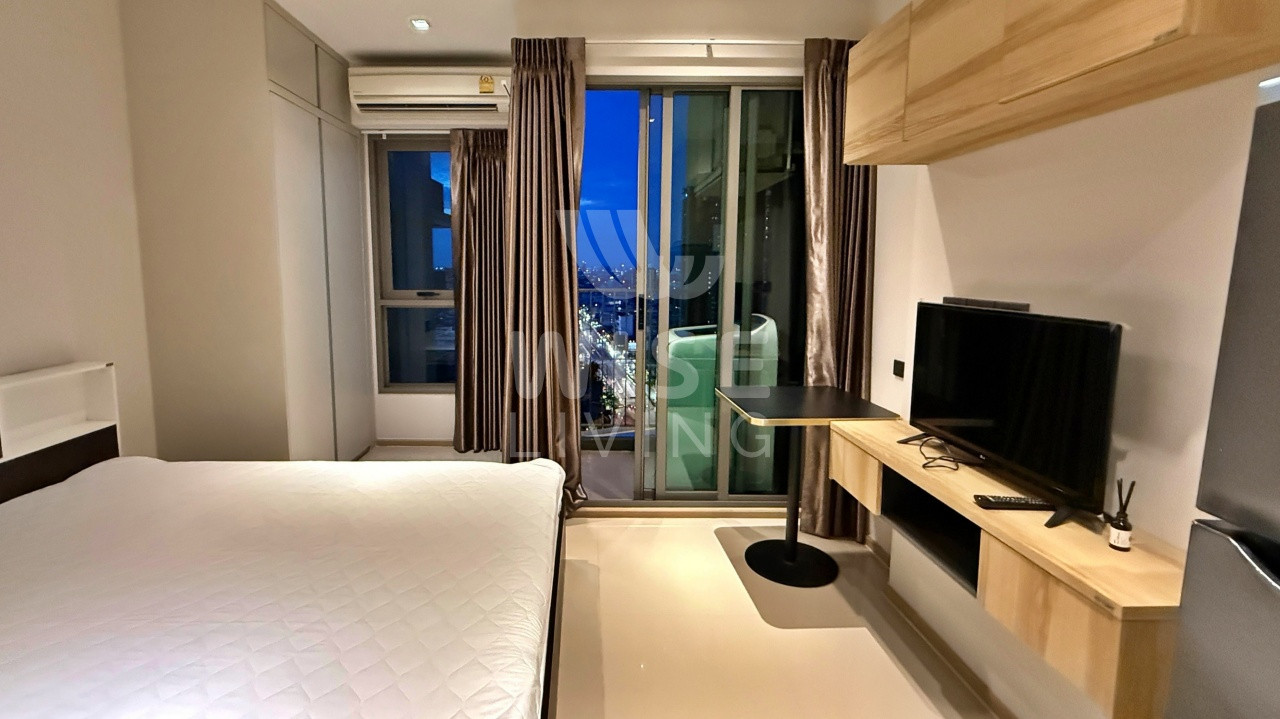 Lowest-Priced Condo for Rent! Whizdom Station Ratchada-Thapra, Next to BTS Talat Phlu, Beautiful and Move-in Ready Lowest-Priced Condo for Rent! Whizdom Station Ratchada-Thapra, Next to BTS Talat Phlu, Beautiful and Move-in Ready