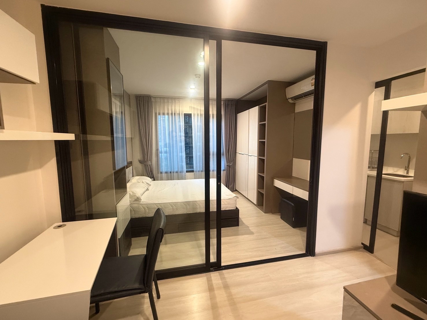 🔥Rent at   Life Asoke 🔥1BR 1BR.🔥 18,000🔥30sqm. 🔥Floor10