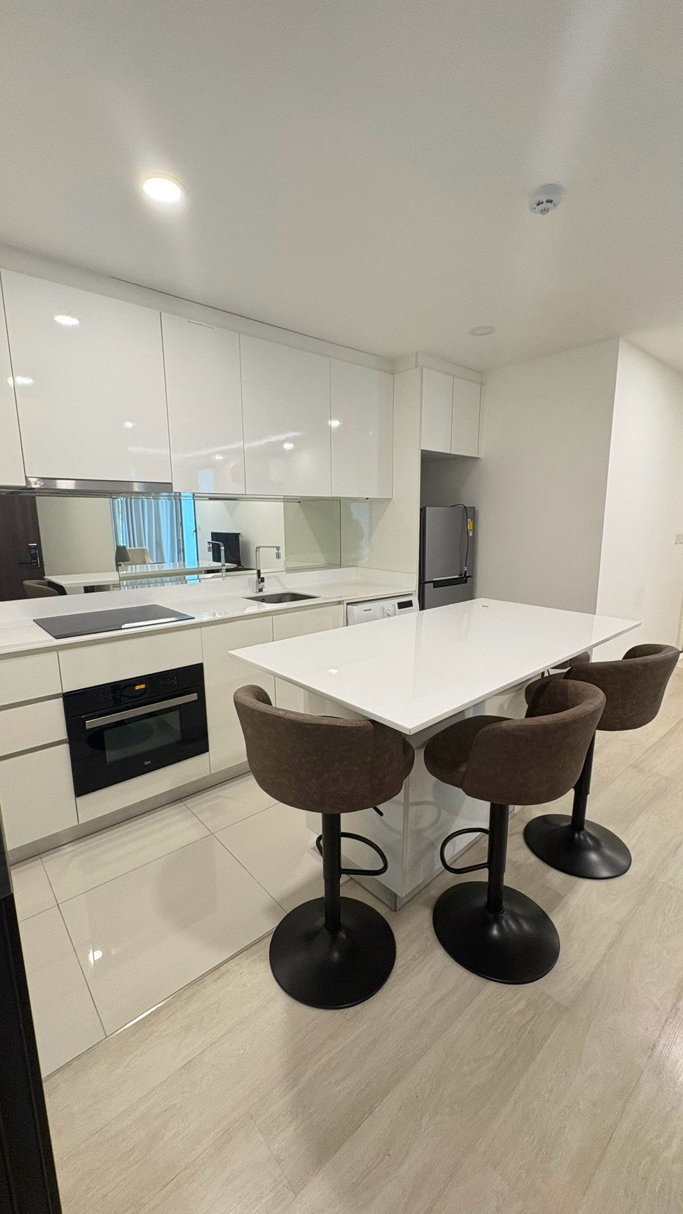 Condo for rent, Kara Ari-Rama 6, rental price: 30,000 baht/month. Condo for rent, Kara Ari-Rama 6, rental price: 30,000 baht/month.
