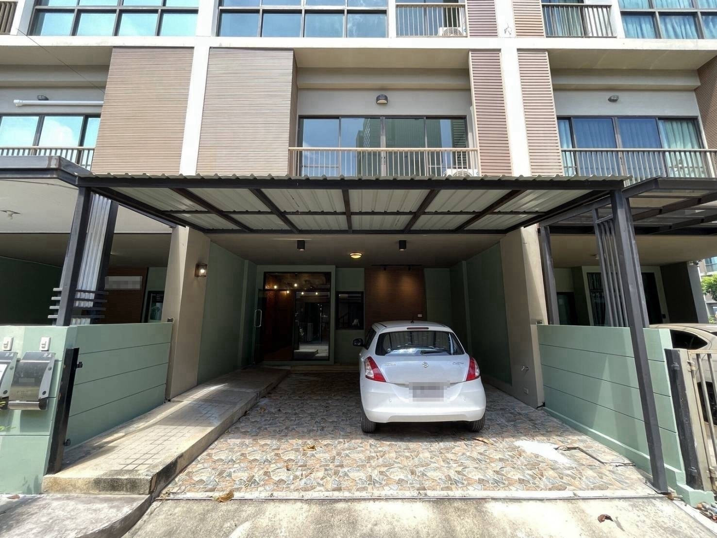 Home Office For Rent/Sale: at Lumpini Town Residence Bangna-Srinakarin 🚇🚝🌈