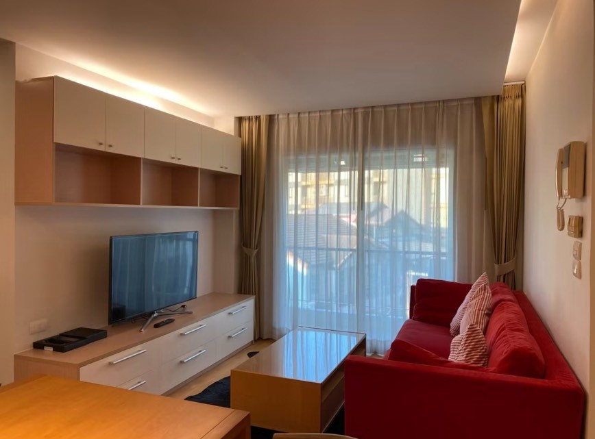 M1836 For Sale/Rent Residence 52 Condo