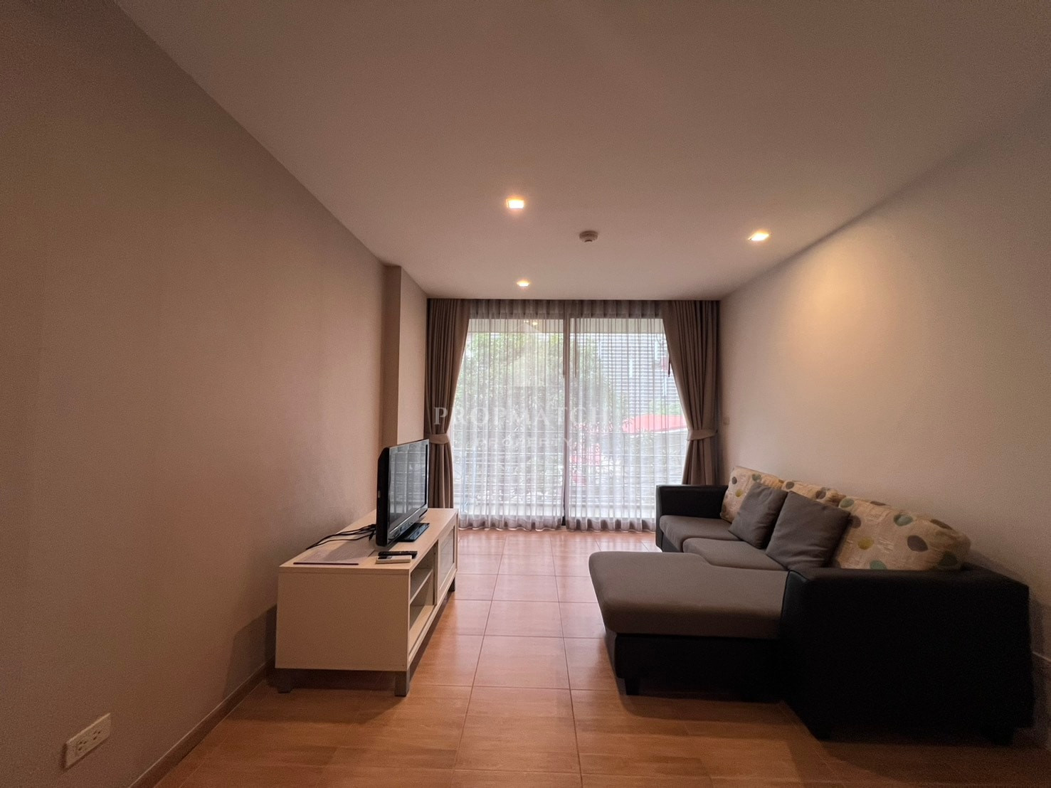 ✨Flash Deal ✨Noble Ambience Sarasin ( 1Bed 1Bath 48.32SQM.) พร้อมอยู่ ! เพียง 25,000 บาทต่อเดือน Tel.0981315848@propmatch 