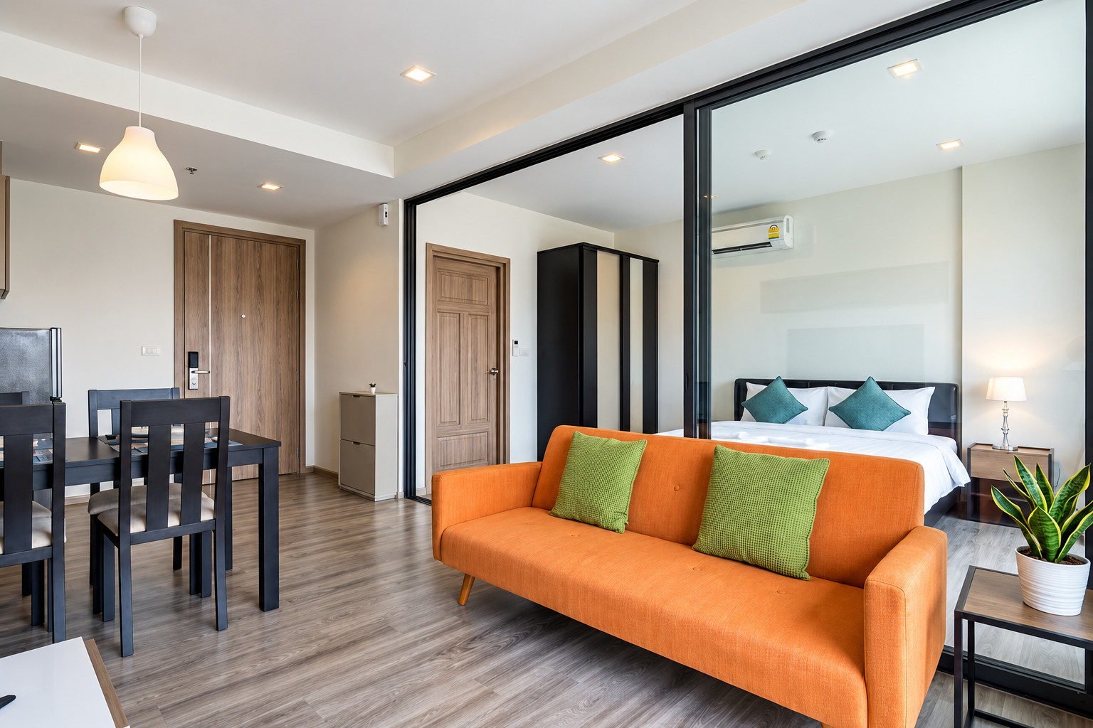 ขาย คอนโดเรน ชะอำ–หัวหิน 40.5 ตร.ม. อาคาร B ชั้น 4 ราคา 1.69 ล้านบาท ฟรีโอน